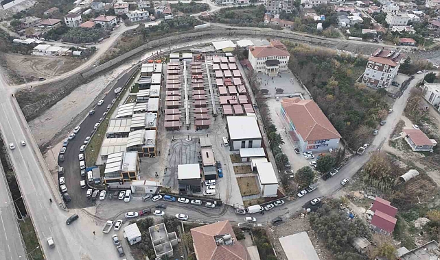Hatay'da Depremin İzlerini Silmek İçin Kültür ve Sanat Çarşısı Açıldı