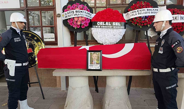 Hikmet Karanfil gözyaşları ile toprağa verildi