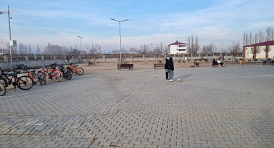 Iğdır'da Bisikletli Öğrenciler Geleceğe Pedal Çeviriyor