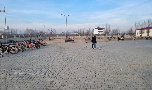 Iğdır'da Bisikletli Öğrenciler Geleceğe Pedal Çeviriyor