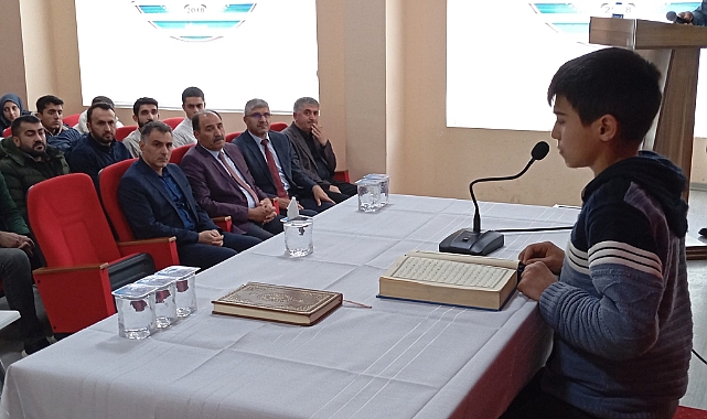 Iğdır'da Gençler Kur'an-ı Kerim ile Buluştu