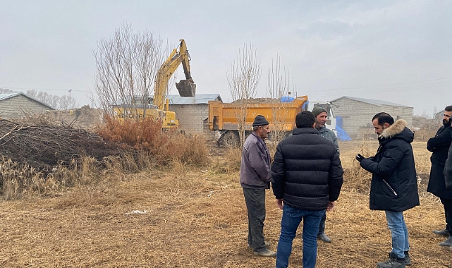 Iğdır'da Köyler Yeniden Doğuyor: Metruk Binalar Yıkılıyor