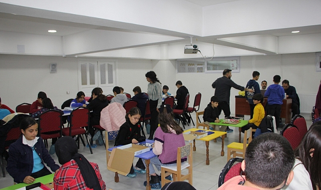 Iğdır'da Okullar Arası Akıl Zeka Oyunları Turnuvası Yapıldı