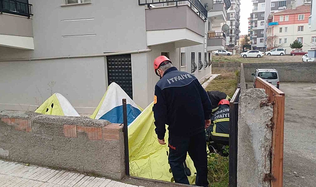 İntihara kalkışan kadını, polis ekipleri ikna etti