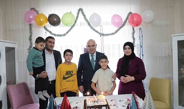 Kalp hastası çocuğa sürpriz doğum günü