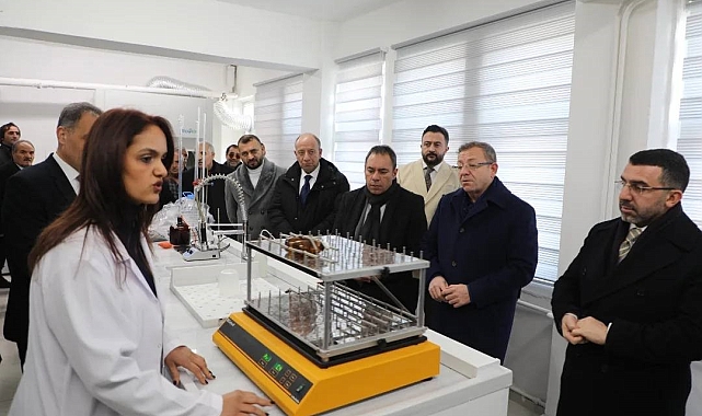Kars'a Bilimsel Tarımın Kapısı Açıldı: Toprak ve Sulama Suyu Analiz Laboratuvarı Hizmete Girdi