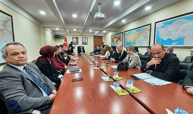 Kars'ta Kadına Yönelik Şiddetle Mücadele Toplantısı: Önemli Rakamlar ve Değerlendirmeler