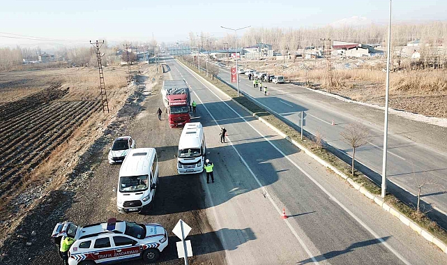 Kış lastiği uygulamaları başladı, cezalara dikkat!