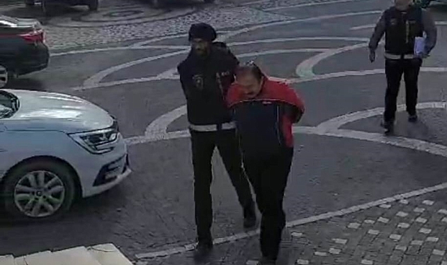 Konya'da  bir eve yapılan baskında sahte alkol ele geçirildi