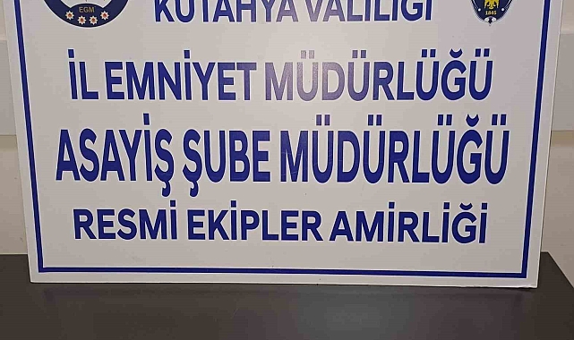 Kütahya'da 22 Yaşındaki Bayanın Üzerinde Narkotik Madde Ele Geçirildi