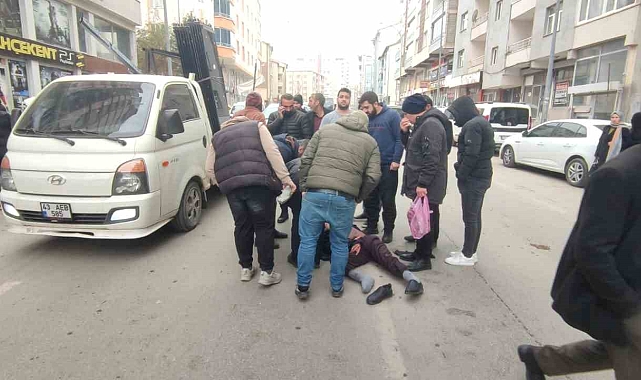 Muş'ta otomobiliyle yayaya çarpan sürücü, kaçtı