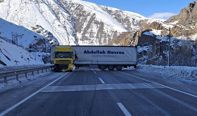 Oltu viyadüğü sürücülerin kabusu oldu.