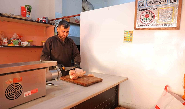 Suriyeli mühendis: "14 yıl misafirlik yeter bize"