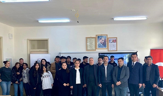 Tunceli'de Genç Girişimcilere Kapılar Aralanıyor