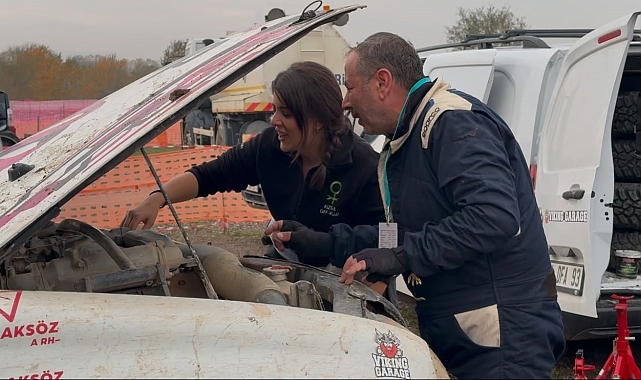 Türkiye'nin ilk ve tek kadın X-Trial pilotu, off-road pistlerinde tozu dumana katıyor