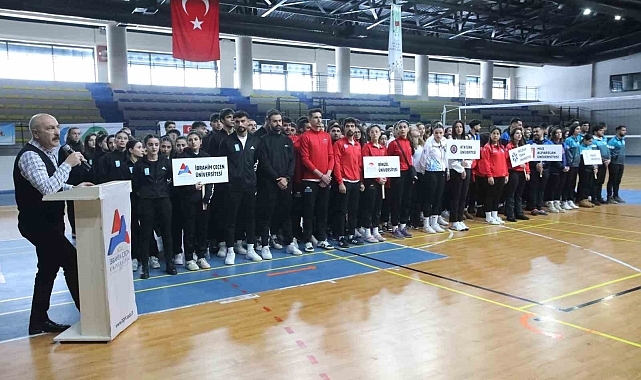 ÜNİLİG tarafından düzenlenen Voleybol Bölgesel Lig Müsabakaları başladı