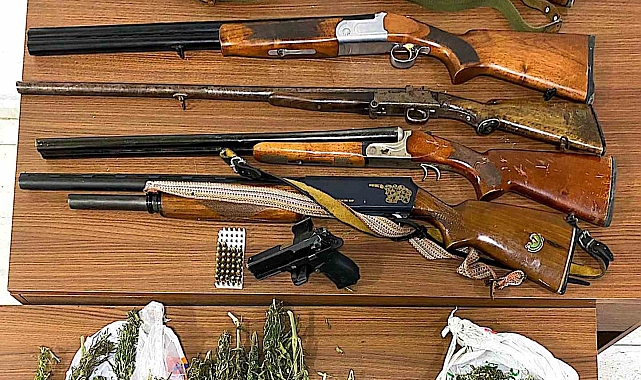 Uyuşturucu ticareti yapan aile gözaltında