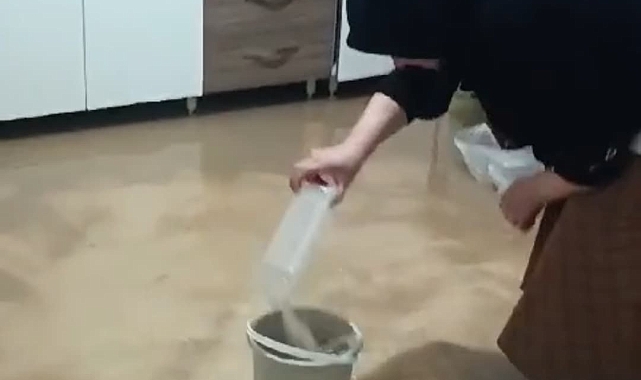 Van'da Altyapı Çalışması Faciası: 5 Daire Lağım Sularıyla Doldu