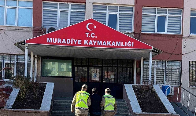 Van'da Düzensiz Göçmen Operasyonu: 5 Kişi Yakalandı, Organizatör Tutuklandı