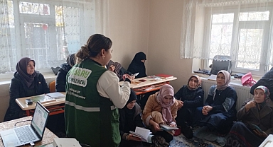 Yeşilay Iğdır Şubesi, “Ailem Okur Ailem Bilir” Projesiyle Bağımlılıkla Mücadeleye Katkı Sağlıyor