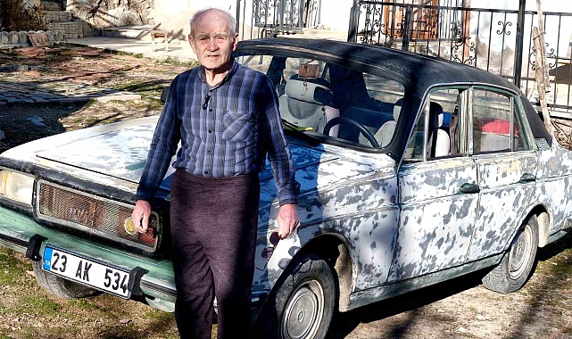 52 Yıldır Anadol'a Bağlı 80 Yaşındaki Adam: Yerli Otomobil Tutkusu