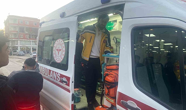 Adıyaman'da Korkunç Kaza: Çocuk, Bacağına Demir Çubuk Saplandı