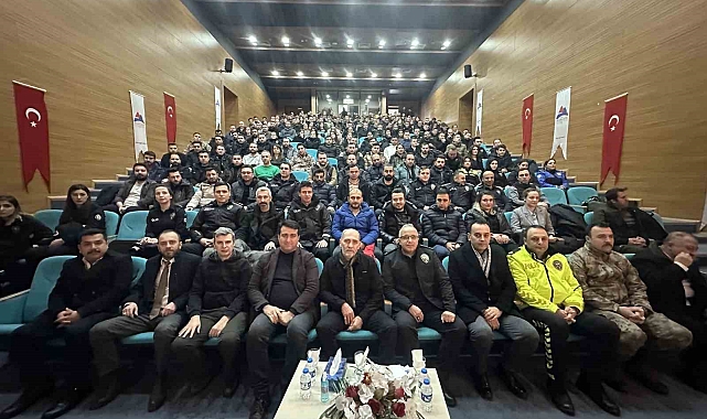 Ağrı Emniyet Müdürlüğü'nde Stres Yönetimi ve Öfke Kontrolü Semineri Düzenlendi