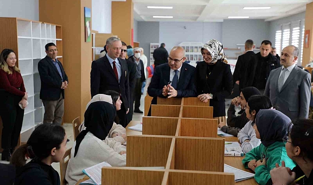 Ağrı'da Öğrencilere Üniversite Sınavında Destek