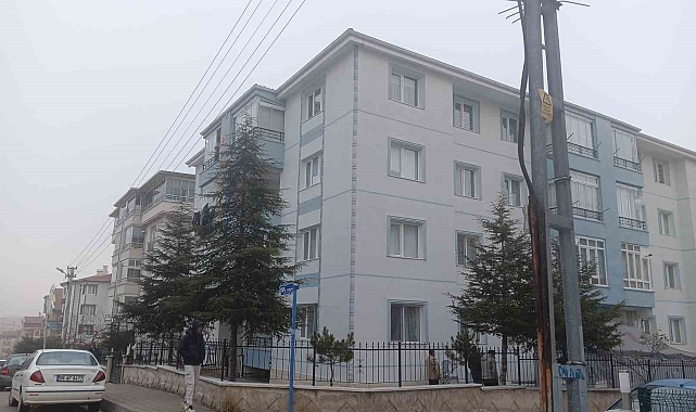Ankara'da Aile Trajedisi: Eşiyle Tartışan Adam Kadını Bıçakladı, Sonra Kendini Öldürdü
