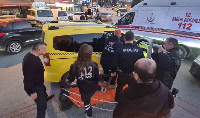 Bartın'da Panik Yaratacak Olay! Takside Uyuyan Genç, Ölü Sanıldı