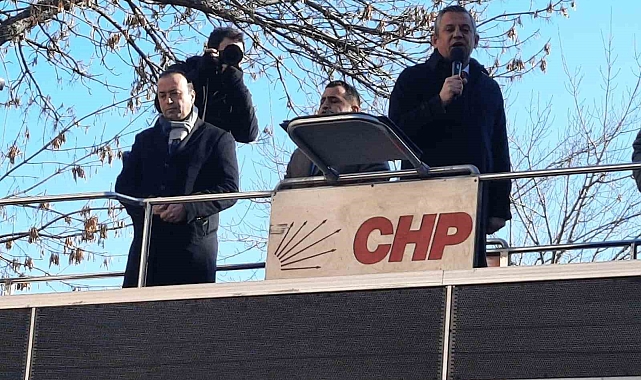 CHP Genel Başkanı Özel, Kars'ta partisinin il binasının açılış töreninde konuştu: