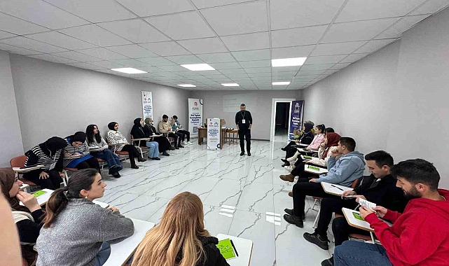 Çocuklarla İletişim Eğitimiyle Sivil Toplum Gönüllüleri Güçleniyor!