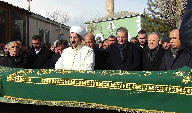 DEM Parti Eş Genel Başkanı Bakırhan'ın babası toprağa verildi