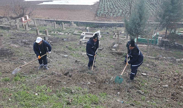 Diyarbakır Mezarlıkları Tertemiz!