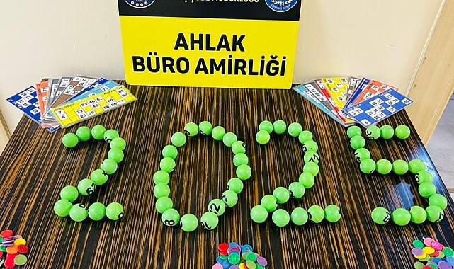 Diyarbakır'da Yeni Yıl Baskını: "Mutlu Yıllar" Diyerek Yakalanan Kumarbazlar
