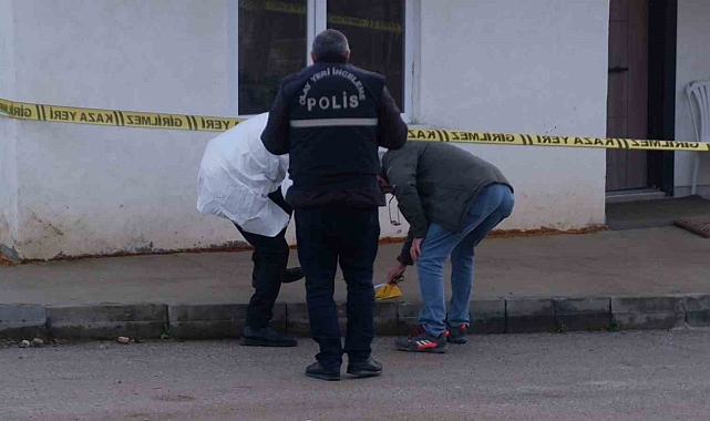 Edirne'de İnşaatta Bomba Paniği: Demir Parçası Sanılan Cisim Havan Mermisi Çıktı