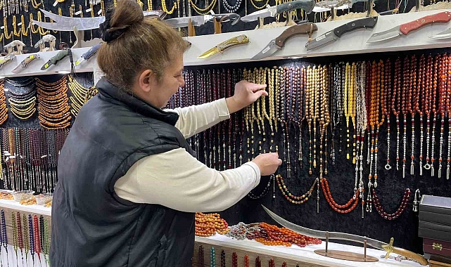 Eskişehir'de Tespih Sanatı Yaşıyor: Sevcan Gökduman'dan Tespihin Kültürel Önemi ve Şifalı Gücü