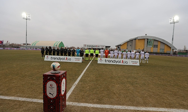 Iğdır'da ilk yarıda gol sesi çıkmadı
