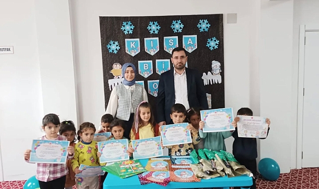 Iğdır'da Minik Eller Kur'an Sevdasıyla Buluştu: Karne Sevinci