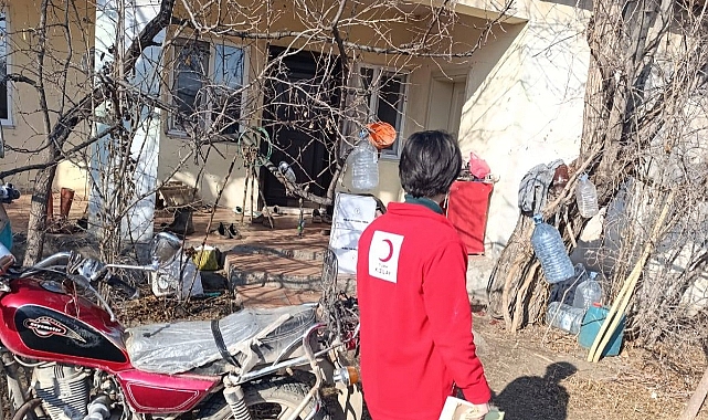Karakoyunlu'da 100 Aileye Yardım Eli Uzatıldı