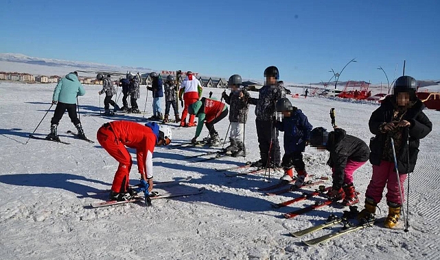Kars'ta Çocuklar İçin Unutulmaz Bir Kayak Deneyimi