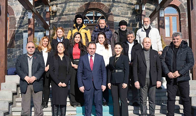 Kars'ta Basınla Buluşma: Belediye Başkanı Senger, Projeleri Anlattı