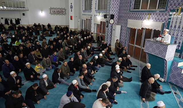 Samsun'da Miraç Kandili Coşkusu: Camiler Dolup Taştı