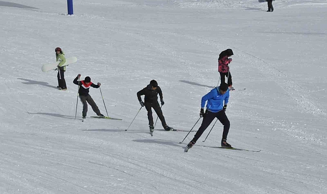 Sarıkamış Kayak Merkezi Kar Sezonunda Kayak Tutkunlarını Bekliyor!