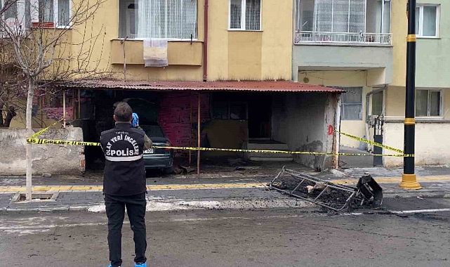 Sivas'ta Gizemli Otomobil Yangını: Kundaklama Şüphesi