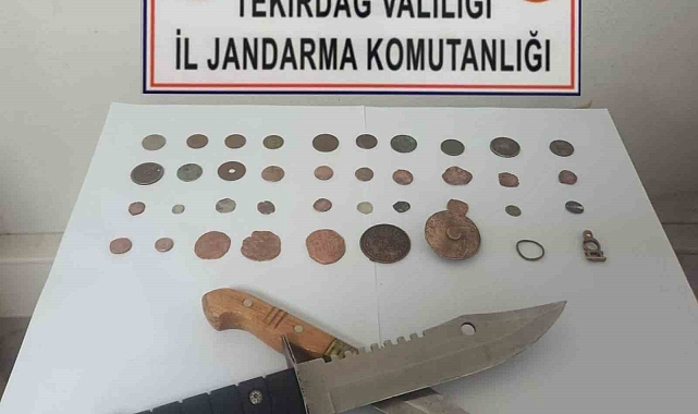 Tekirdağ'da tarihi sikke ve bıçak ele geçirildi