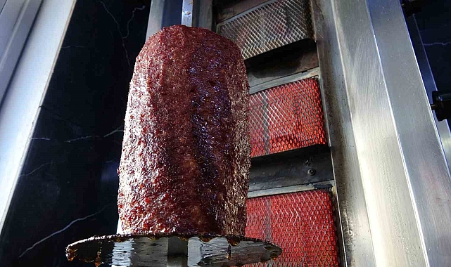Trabzon'da Yeni Bir Lezzet: Motor Ustasından Sucuk Döner Ustasına Dönüşüm