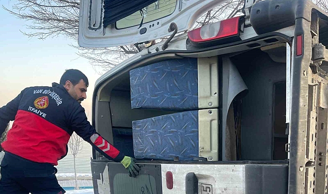 Van'da Minibüs Faciası: 2 Yaralı