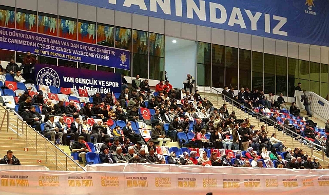 Vanlılar Cumhurbaşkanı'nı heyecanla bekliyor