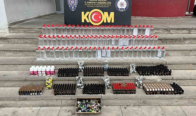Adana'da 300 litre kaçak etil alkol ele geçirildi